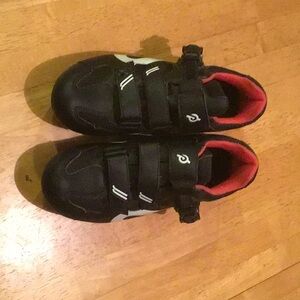 Peloton Cycling shoes size 40 (without the cleats)